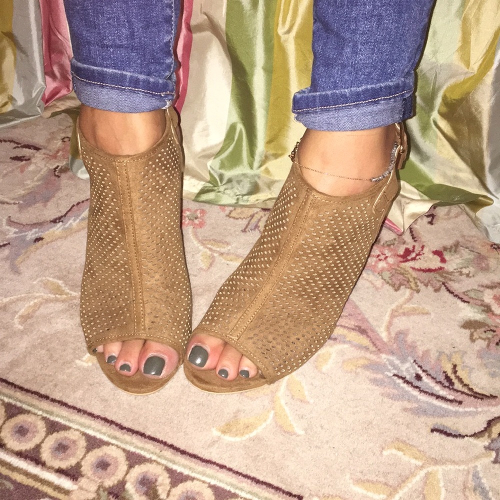 Open Toed, Suede, Chunky Heeled Sandals